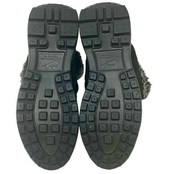 Nike Sportswear women's Golanka boots black with faux fur lining  size 8 - Picture 8 of 13